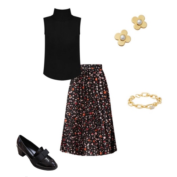 Black Patent Leather Bow Loafers - US 6 - Handcrafted - Picture 6 of 6